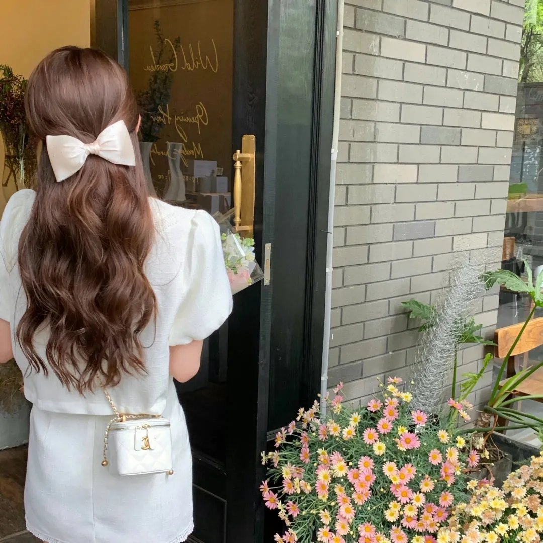 只能爱一个